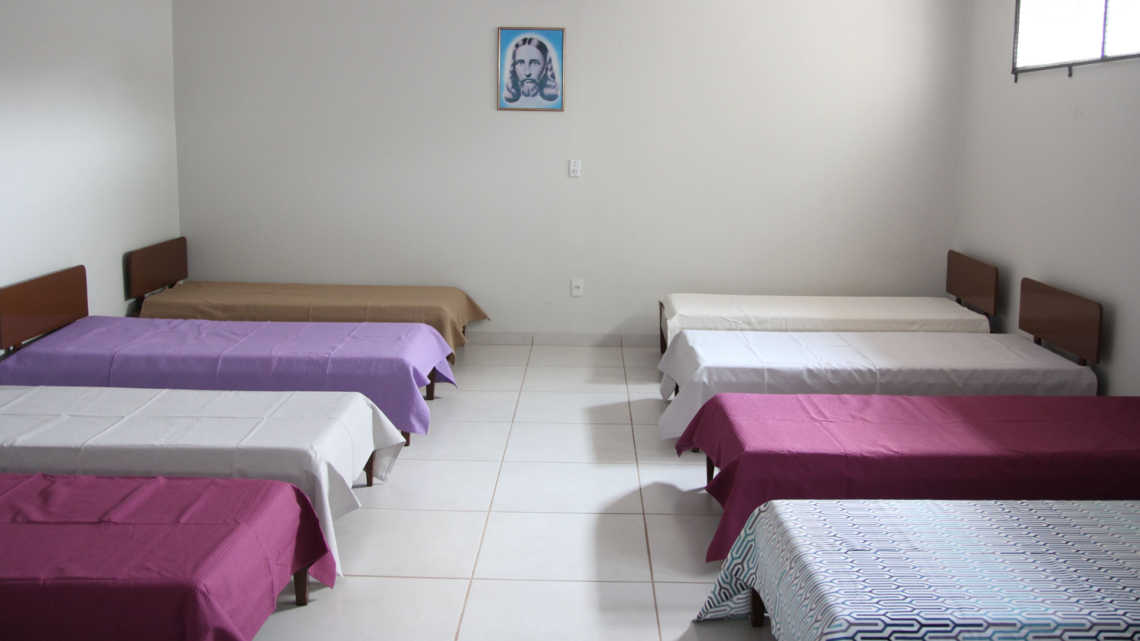 casa-assistencial---dormitorio-masculino-2.png